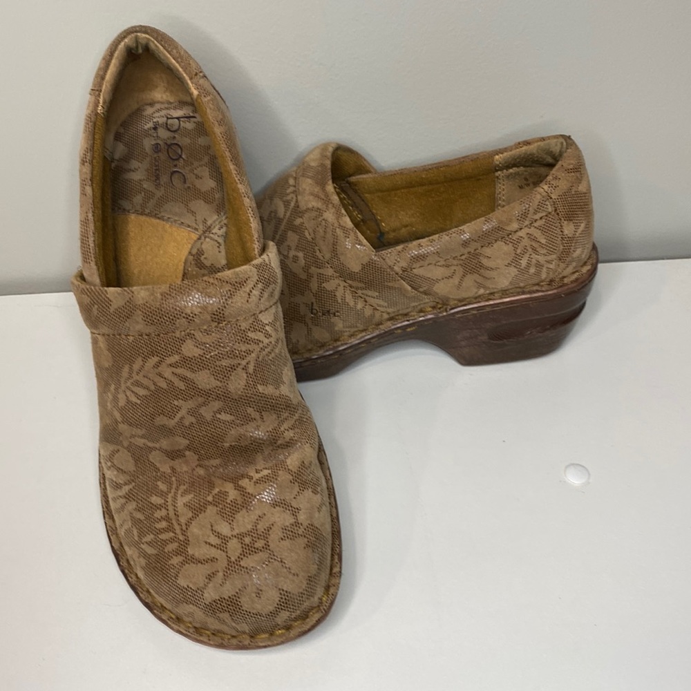 BOC Brown Tooled Leather Peggy Clogs Size 9